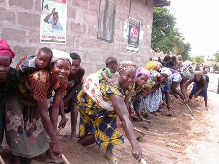 Fiekpe women small