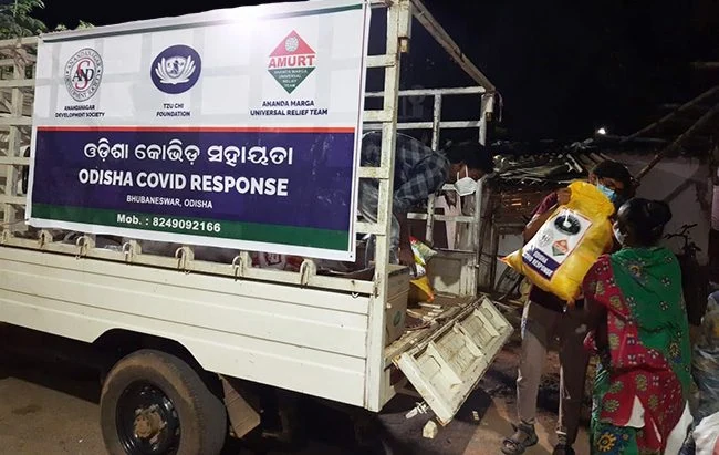 India Pandemic and Cyclone response — AMURT project photograph