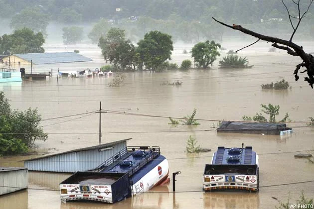 Himalaya flood relief — AMURT field report