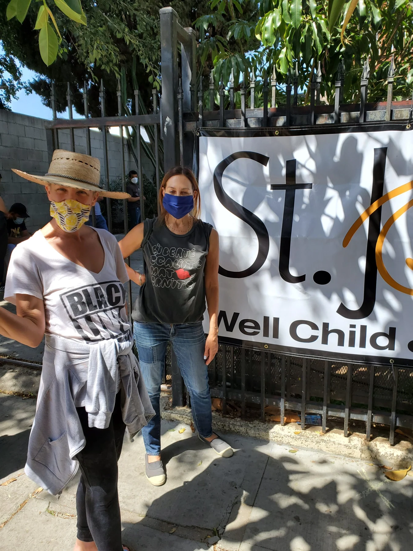 Feeding Program in Los Angeles — AMURT project photograph